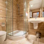Flores 3 Park Rodzinna -