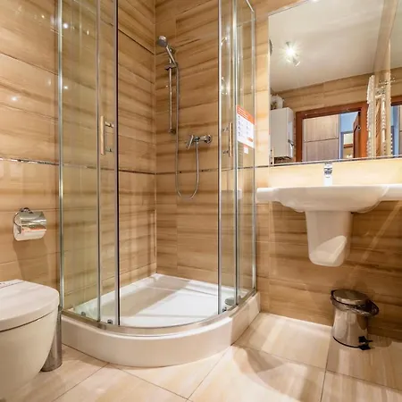 Flores 3 Park Rodzinna -