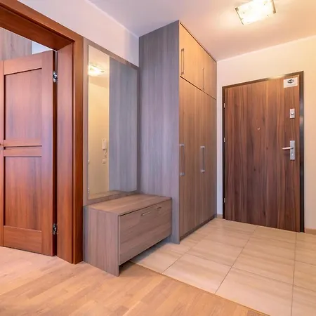 Flores 3 Park Rodzinna - アパート *