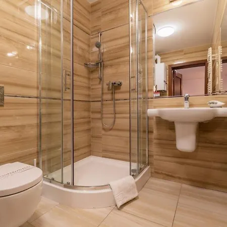 Flores 3 Park Rodzinna - アパート